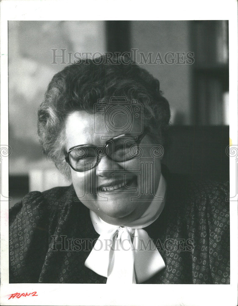 1985 Press Photo 21th Century County Squire Real Estate Broker Lydia Pranz - Historic Images