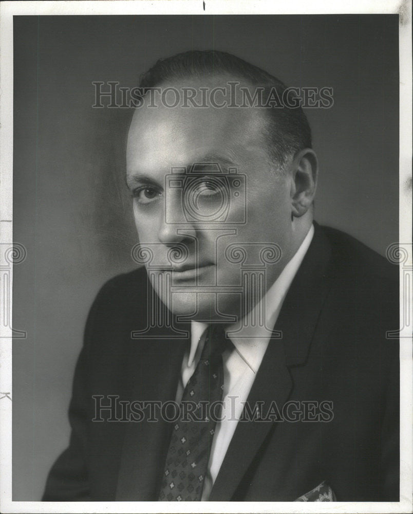 1970 Press Photo Ross E. Kelsey Executive Vice President  Chicago Automobile - Historic Images