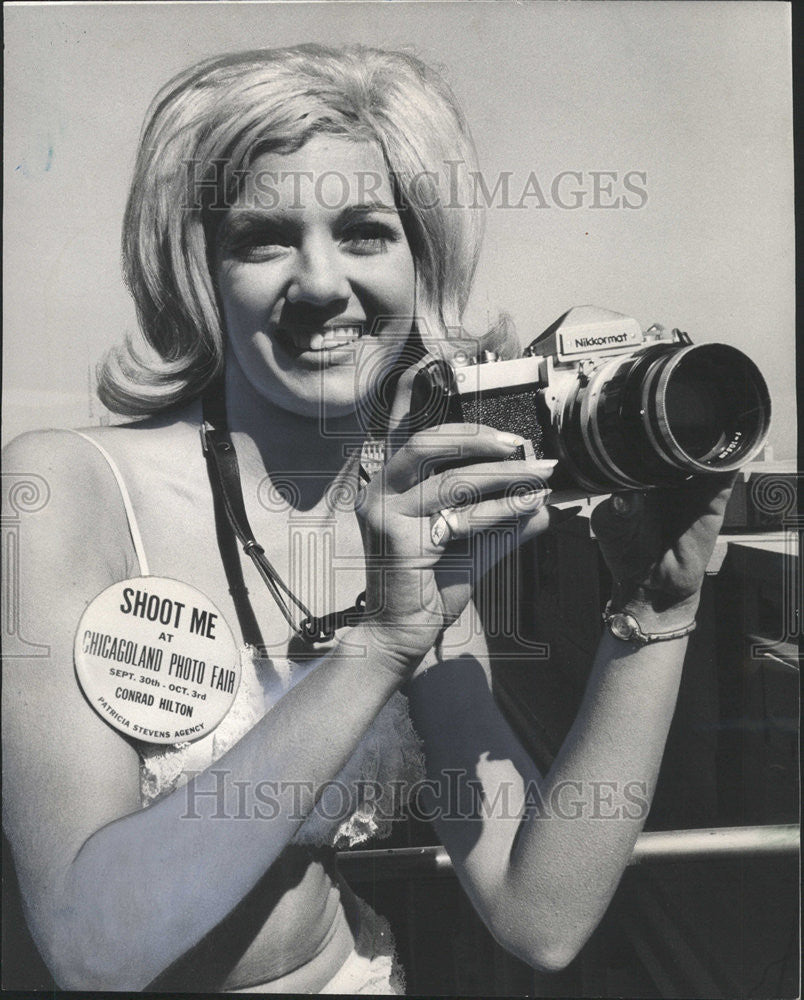 1965 Press Photo Shari Kelner Chicago Miss Photo Fair Contestant - Historic Images