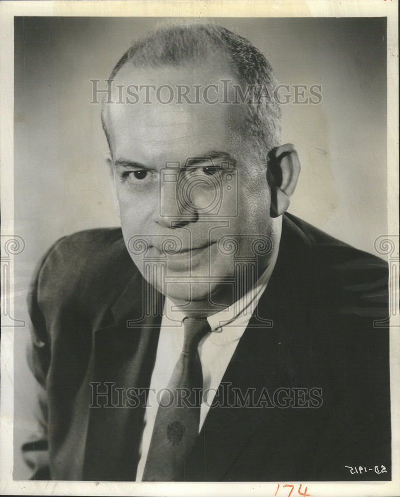 1960 Press Photo Thomas F. Kelly Manager Special Markets Seagrams Distilles Co - Historic Images