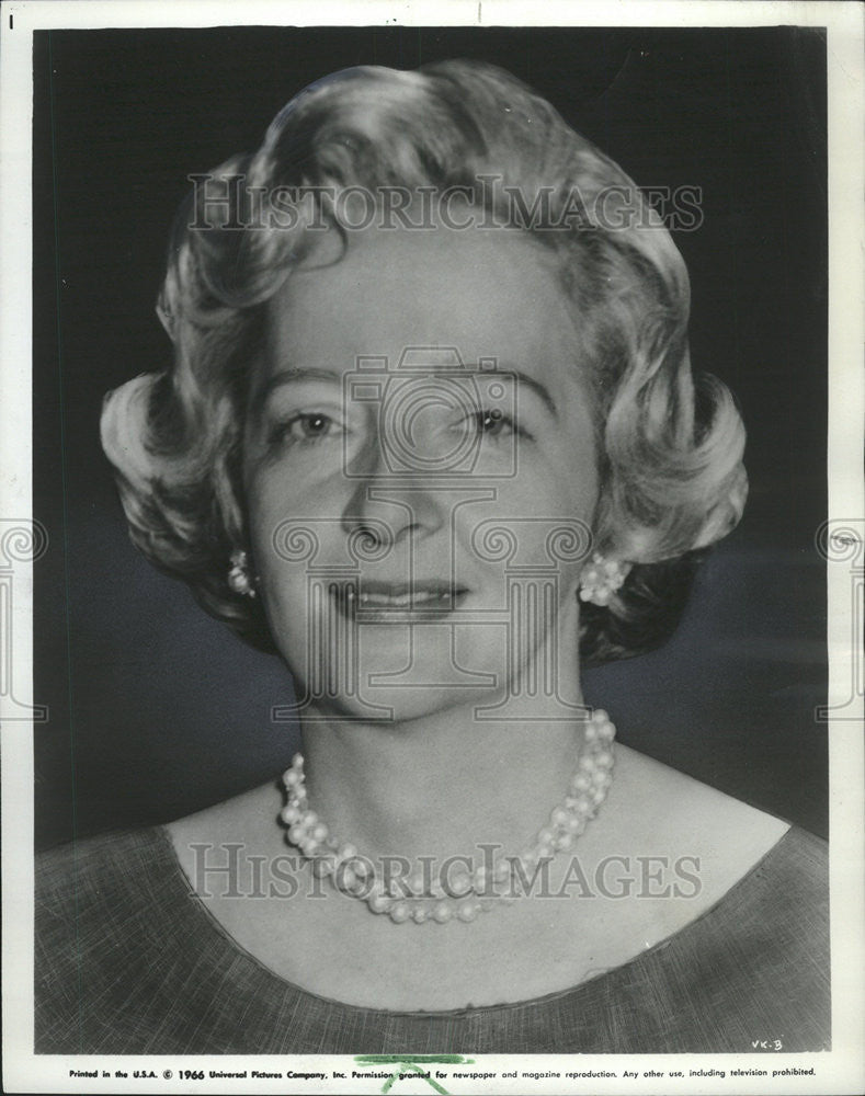 1966 Press Photo Virginia Kelly Associate Producer A Man Could Get Killed Film - Historic Images