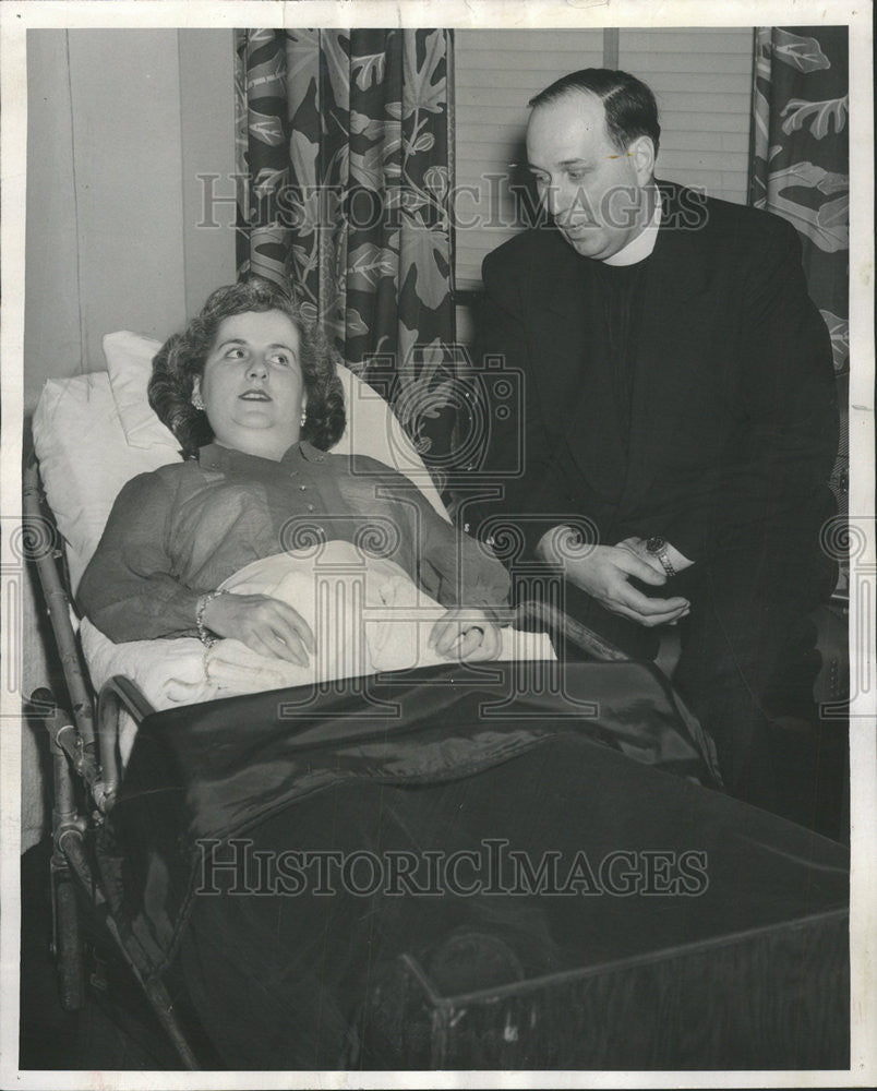 1952 Press Photo Stone Woman Mary Ellen Kelly - Historic Images