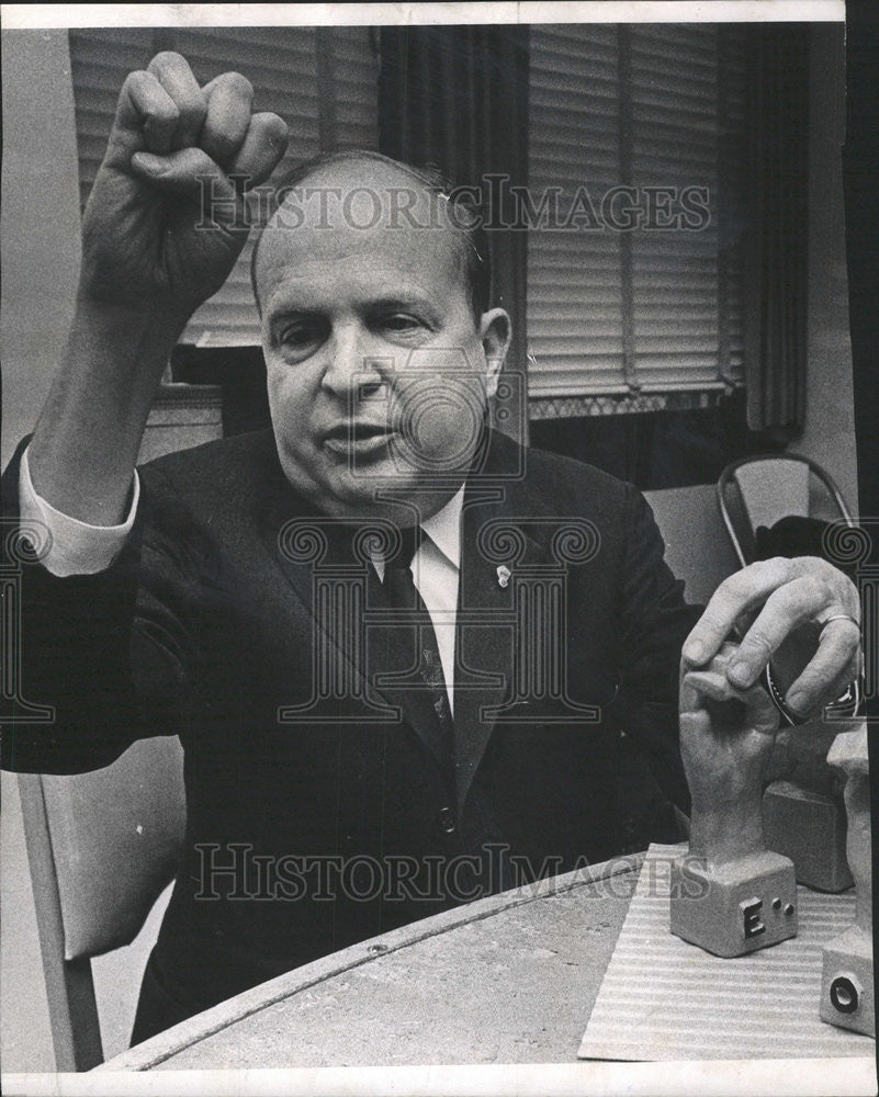 1967 Press Photo Richard Kenney, Associate Director of the Hadley School - Historic Images