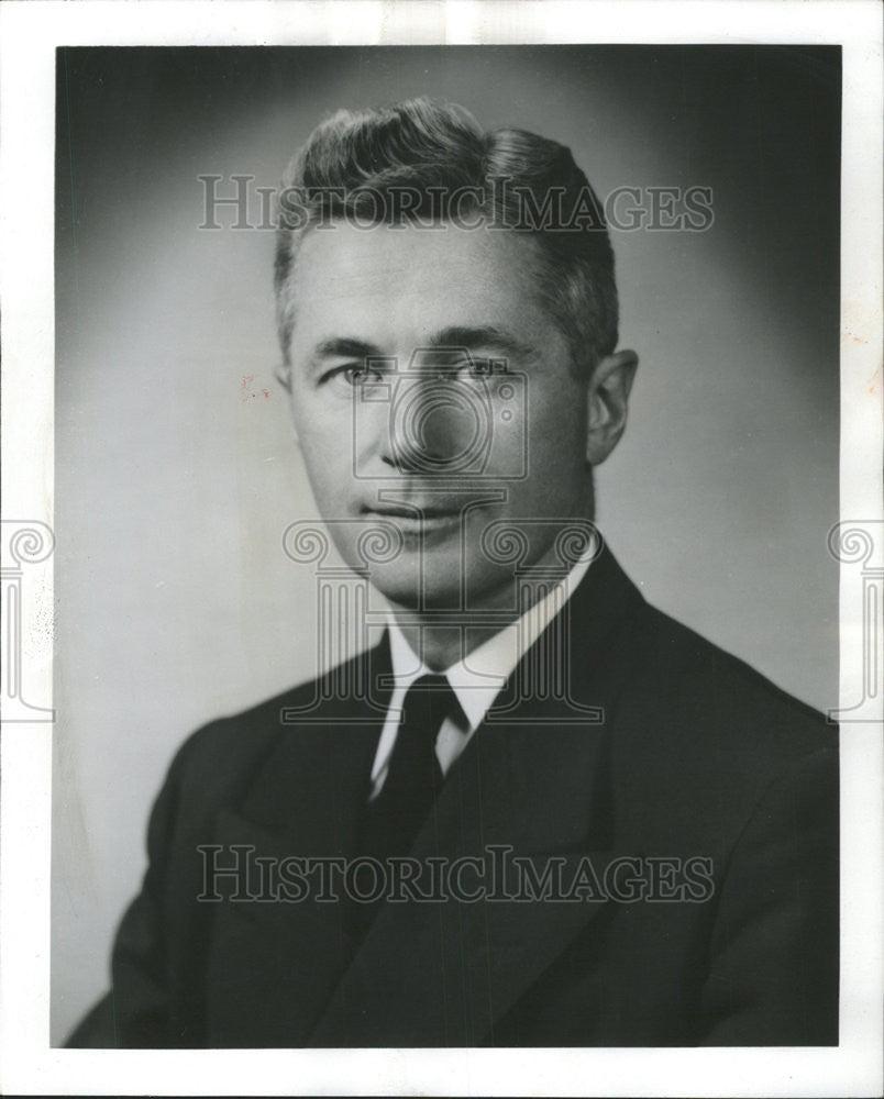 1989 Press Photo Edwin King Vice President American National Bank Trust Chicago - Historic Images