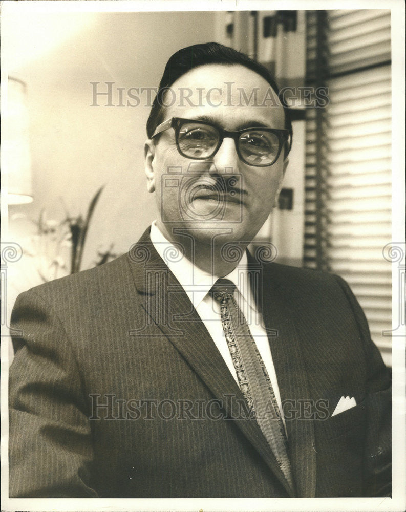 1966 Press Photo Dr. Philip Lewis Director of Research & Special Projects - Historic Images