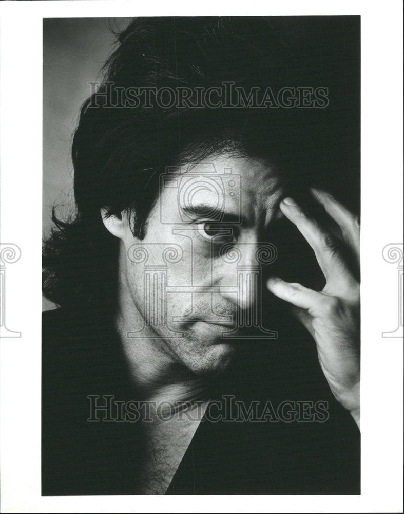 Press Photo Actor Richard Lewis - Historic Images