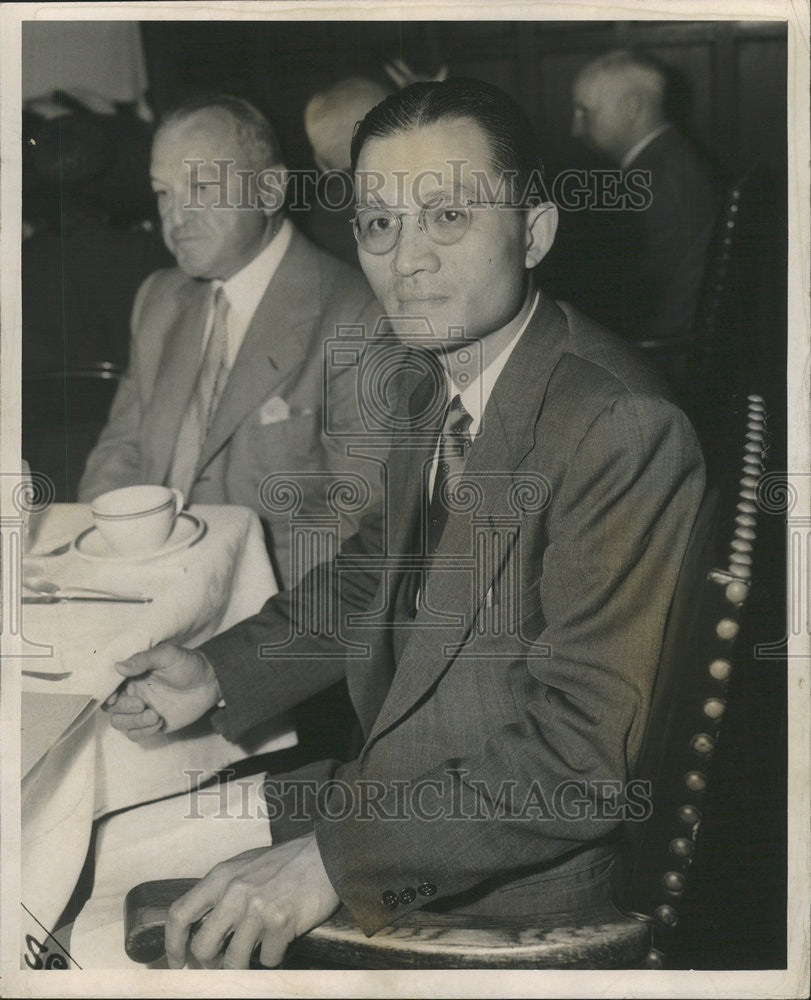 1950 Press Photo Univ Of Cali Associate Professor C.H. Li - Historic Images