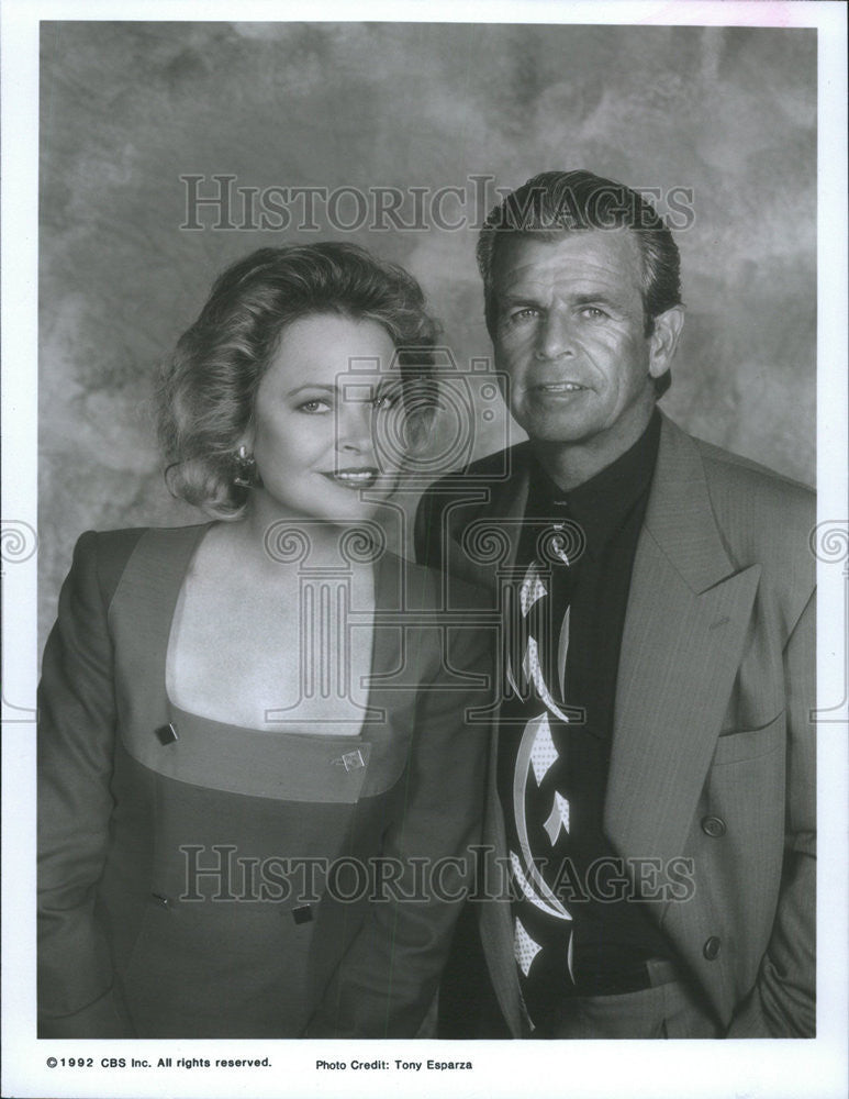 1992 Press Photo Michelle Phillips, William Devane in Knots Landing - Historic Images