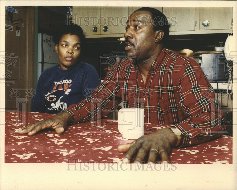 1991 Press Photo Eddie Jones Sr Chicago Tactical Officer - Historic Images