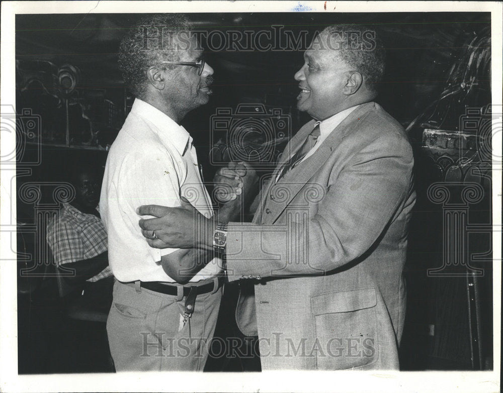 1983 Press Photo Charles Hayes District Congressman - Historic Images