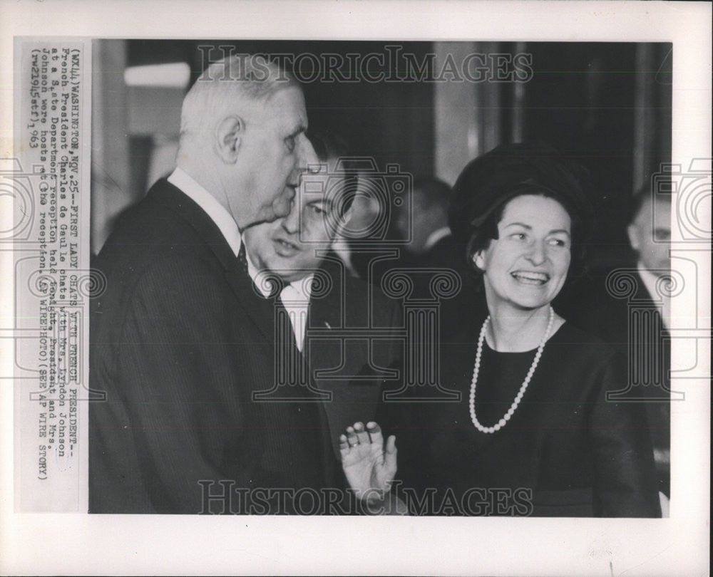 1963 Press Photo French President Charles De Gaulle Mrs. Lyndon Johnson - Historic Images