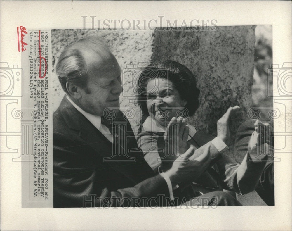 1976 Press Photo LBJ Memorial Grove President Ford Lady Bird Johnson Lyndon - Historic Images