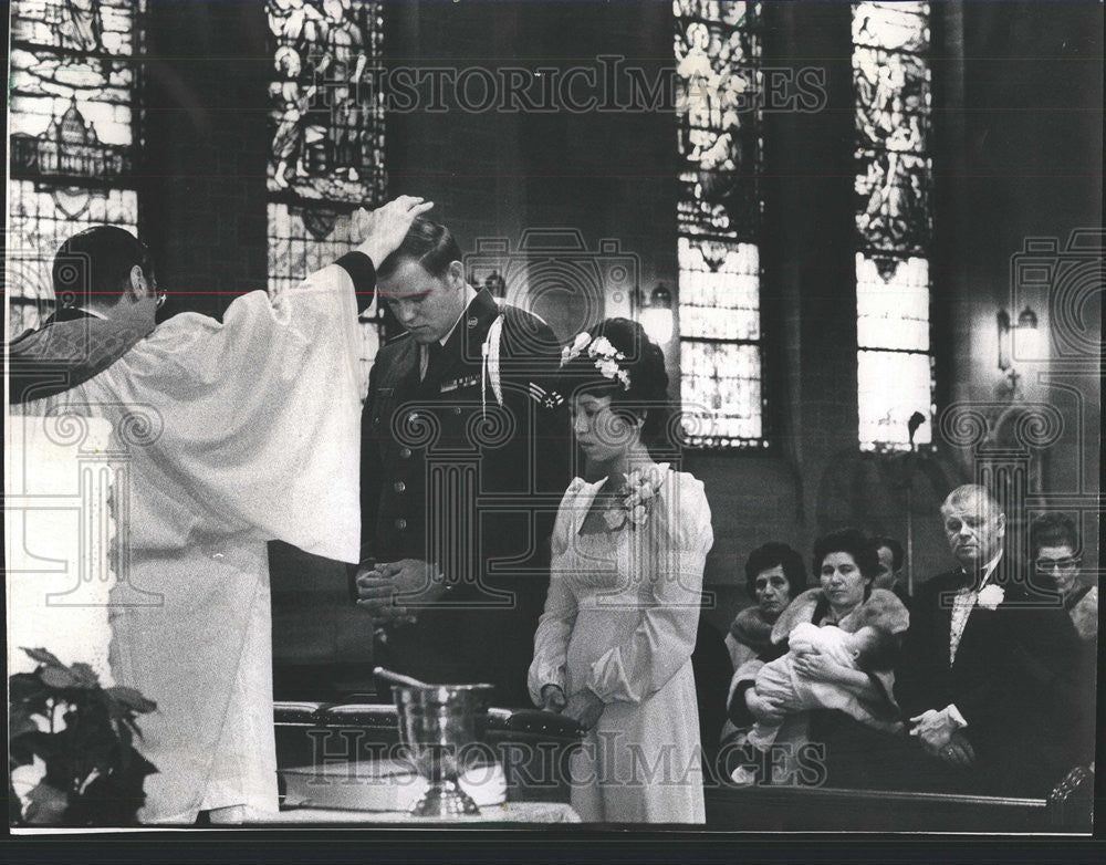 1974 Press Photo Ceremony Saturday sanctifies Roman Catholic Church Air Force - Historic Images