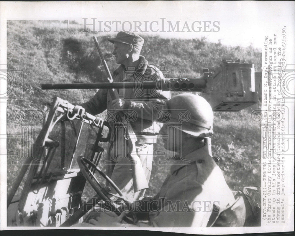 1950 Press Photo Maj. Gen. Hobart H. Gay, commanding the First Gavhiry Division - Historic Images