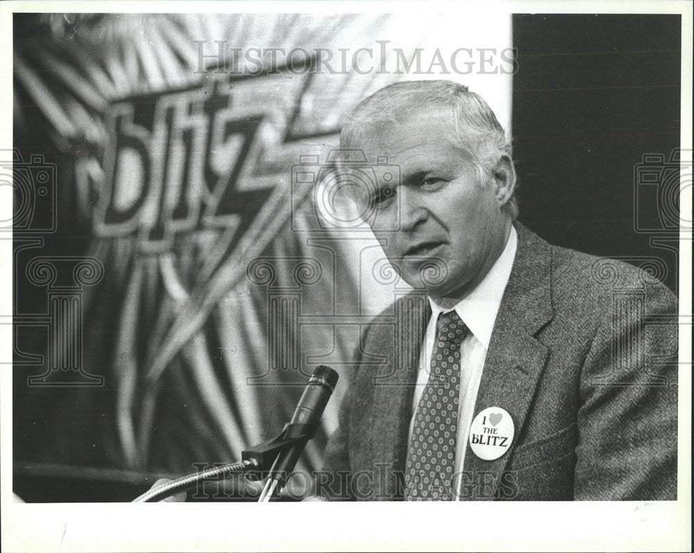 1982 Press Photo Bill Harris Executive President Owner Chicago Bilts Movement - Historic Images