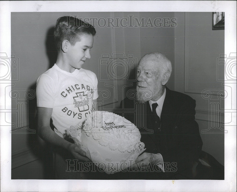 1955 Press Photo Albert W Harris Board Chairman Harris Trust Savings Bank - Historic Images