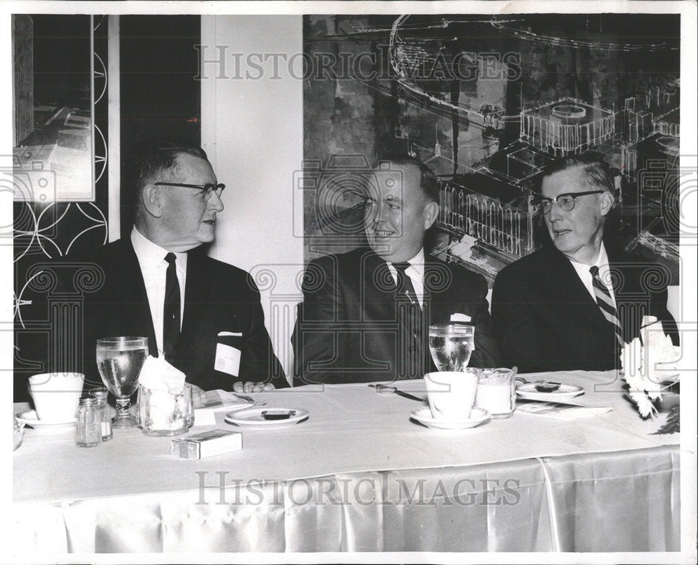 1966 Press Photo Glenn Ingram President Illinois Society Certified Public smith - Historic Images