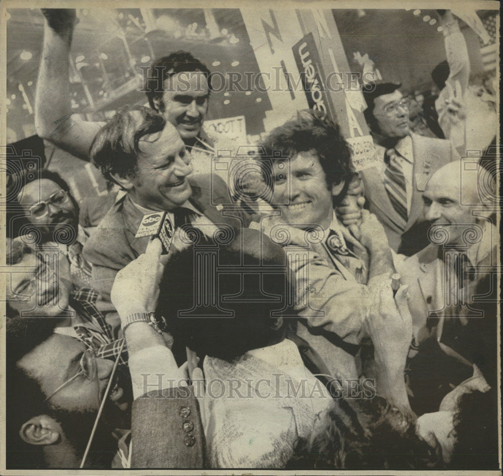 1972 Press Photo California&#39;s Democratic Leader Cluster Sen. George S. McGovern - Historic Images