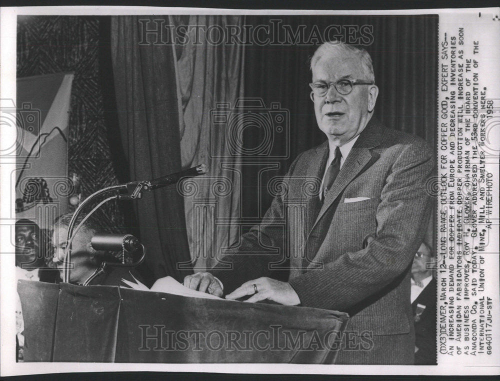 1958 Press Photo Roy H Glover chairman Anaconda Co - Historic Images