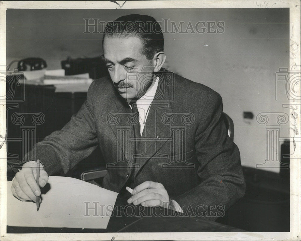 1939 Press Photo Karel Langer committed suicide by jumping on his hotel room - Historic Images