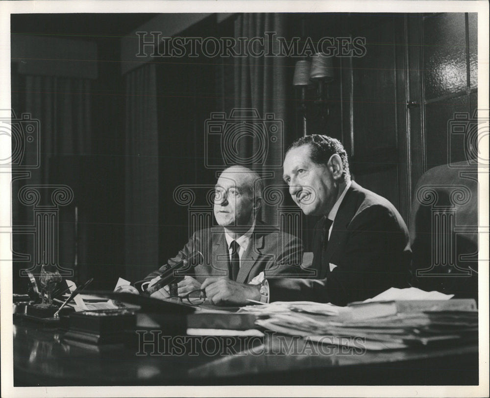 1964 Press Photo Theodore Granik Attorney television producer Chicago - Historic Images