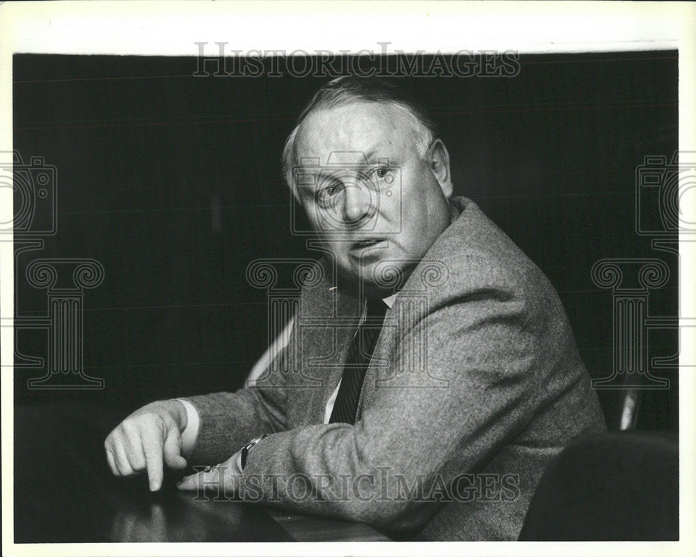 1985 Press Photo Charles Goulet, Executive Vice President Blue Cross Blue Shield - Historic Images