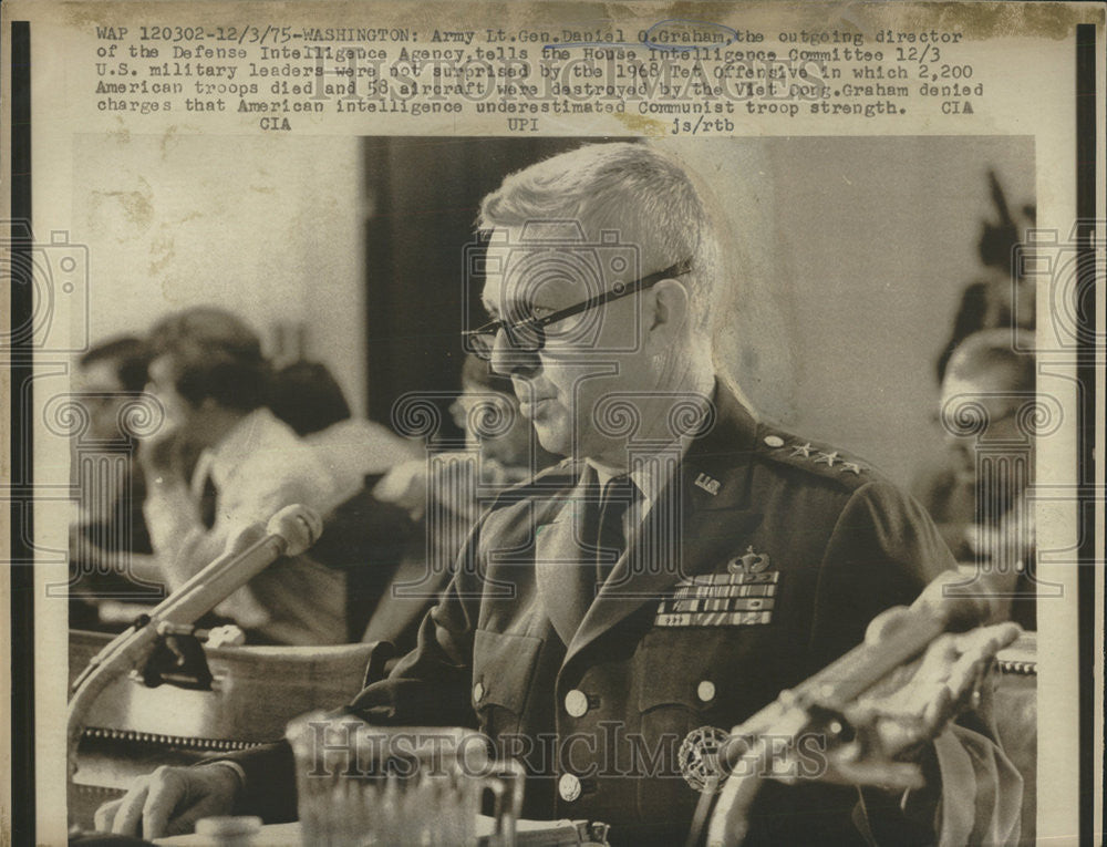 1975 Press Photo Army Lt Gen Daniel Graham Defense Intelligence agency leader - Historic Images