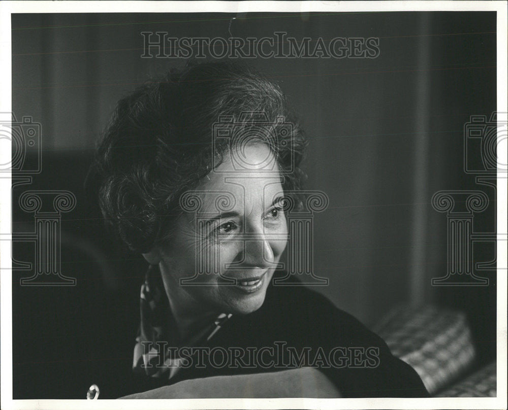 1968 Press Photo Mrs. Nathan Golde Chicago Teacher &amp; Braille Transcriber - Historic Images