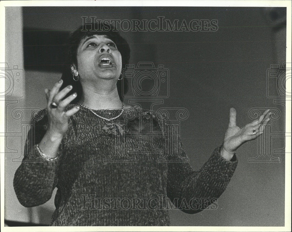 1986 Press Photo Sharon Hamilton Vocalist Singer - Historic Images