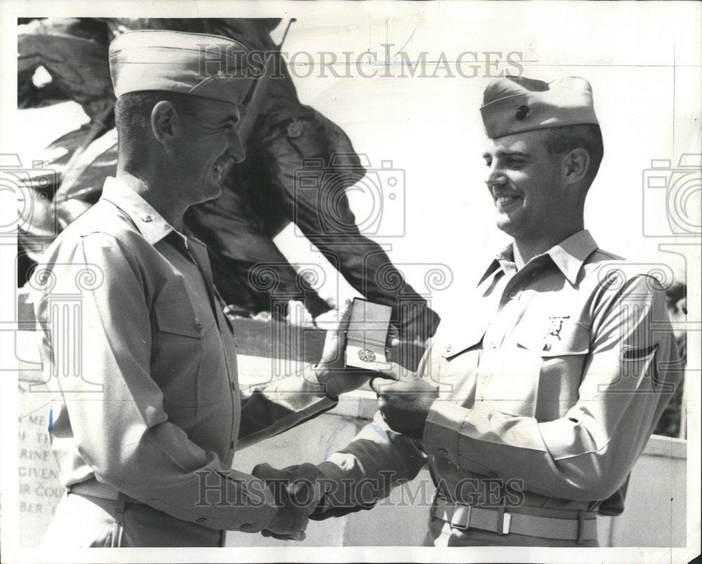 1965 Press Photo Marshall Haywood III, Receives Marine Corps Spirit Medal. - Historic Images