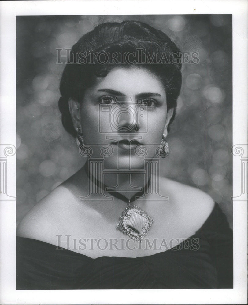 1955 Press Photo Mrs Carlos Castillo Armas Guatemala Nee Odilia Paloma - Historic Images