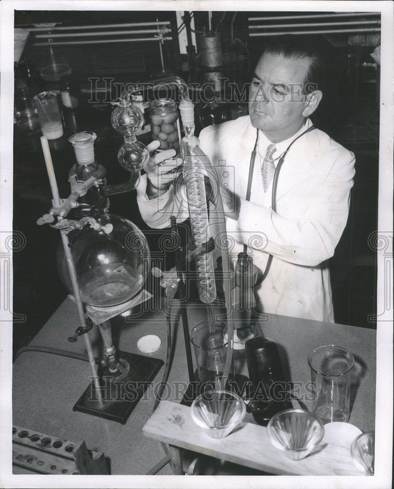 1960 Press Photo Doctor Samuel Andelman Health Commissioner - Historic Images