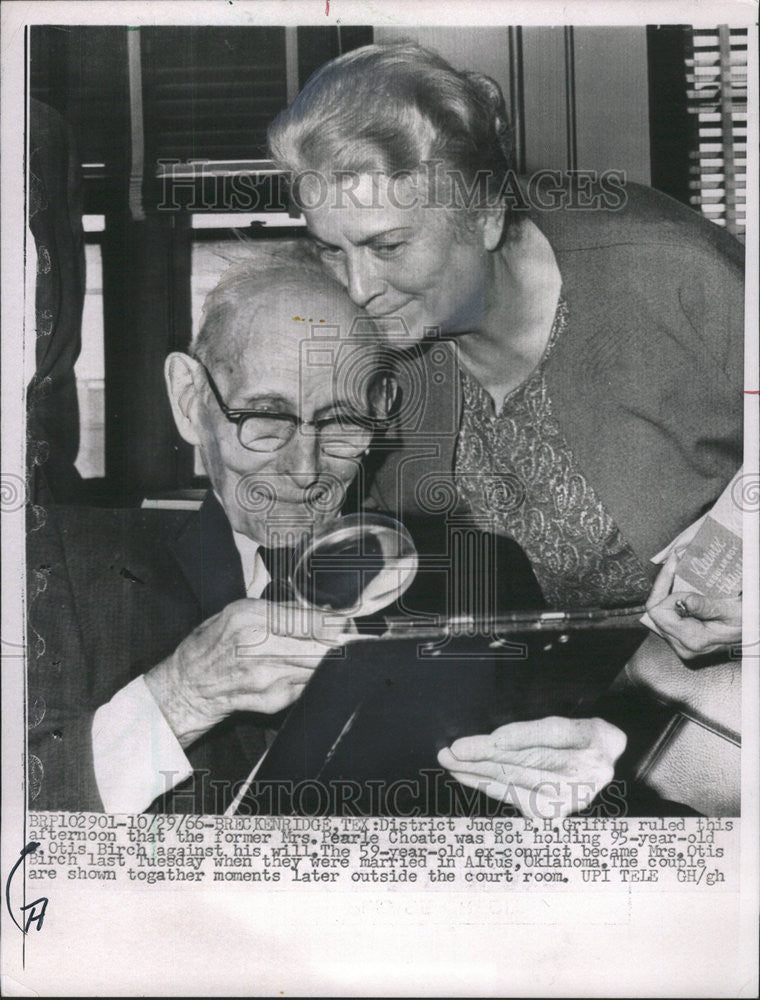 1966 Press Photo Otis Birch Pearle Choate Marriage - Historic Images