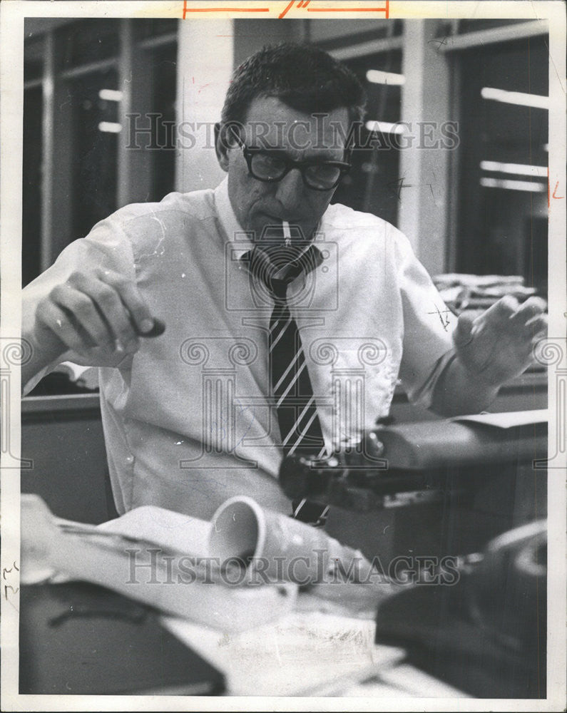 1968 Press Photo Bob Billings writer - Historic Images