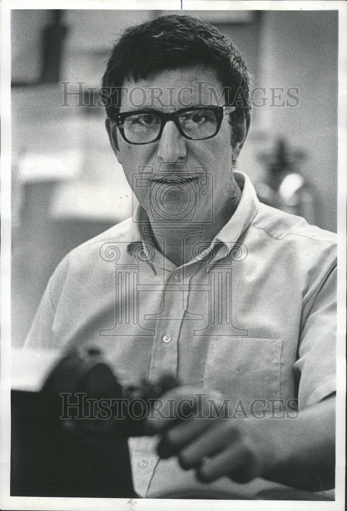 1972 Press Photo Dick Butkus Play Foot Ball John Carmichael Bob Billings Author - Historic Images