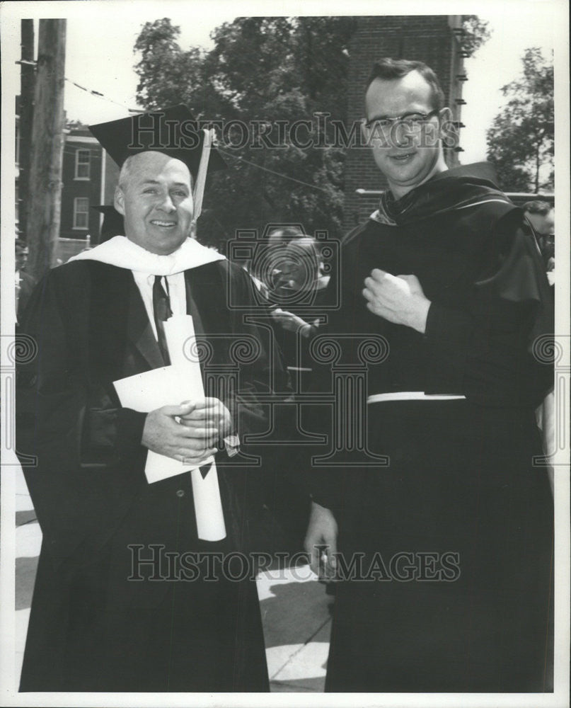 1964 Press Photo Robert Galvin Chairman Motorola board chairman Quincy College - Historic Images