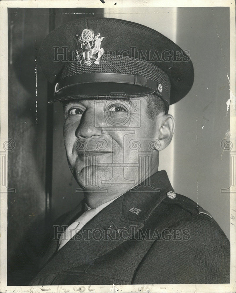 1943 Press Photo Ray Brennan infantry officer candidate Edward Ruane H ...