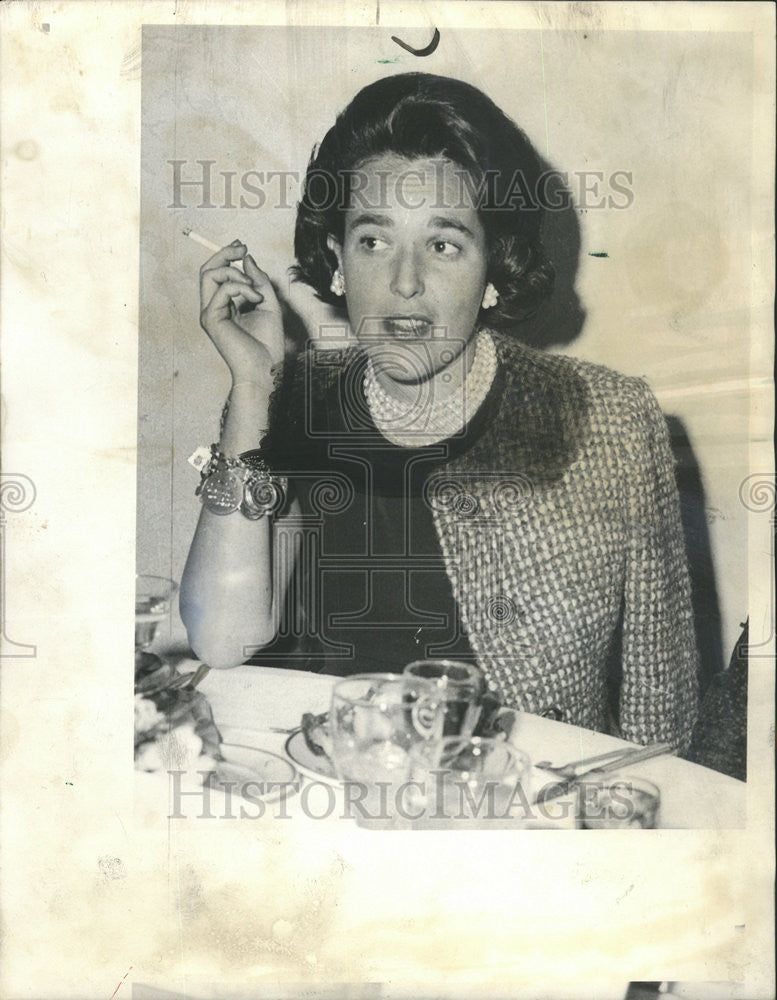 1964 Press Photo Mrs. Laurence Armour Jr, American Designer Collection Showing - Historic Images