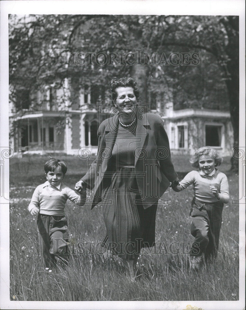 1954 Press Photo Madame Georges Bidault French Diplomat&#39;s Wife - Historic Images