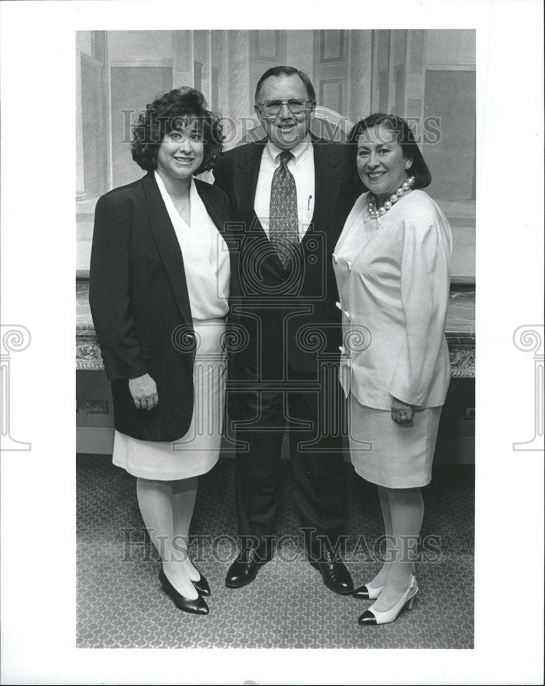 1993 Press Photo Dennis Britton UNI - Historic Images