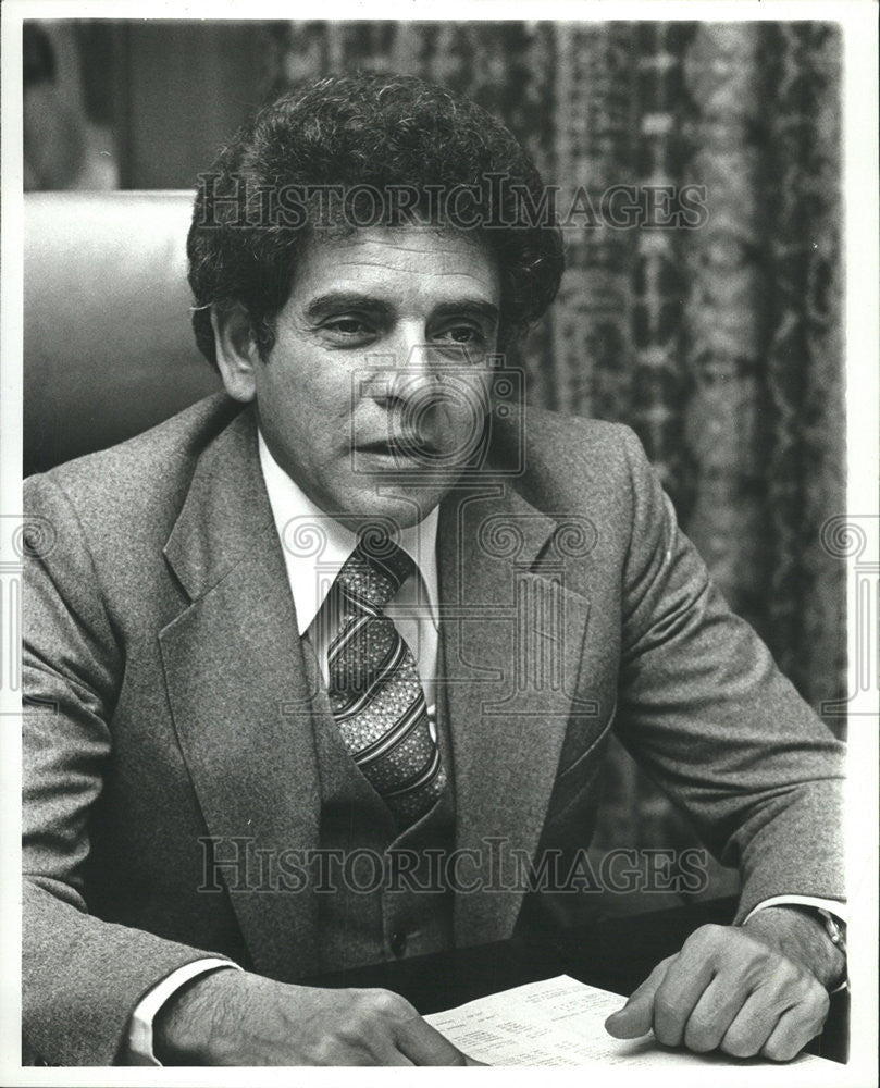 1979 Press Photo Joseph Briganti President Bank and Trust Company Chicago - Historic Images