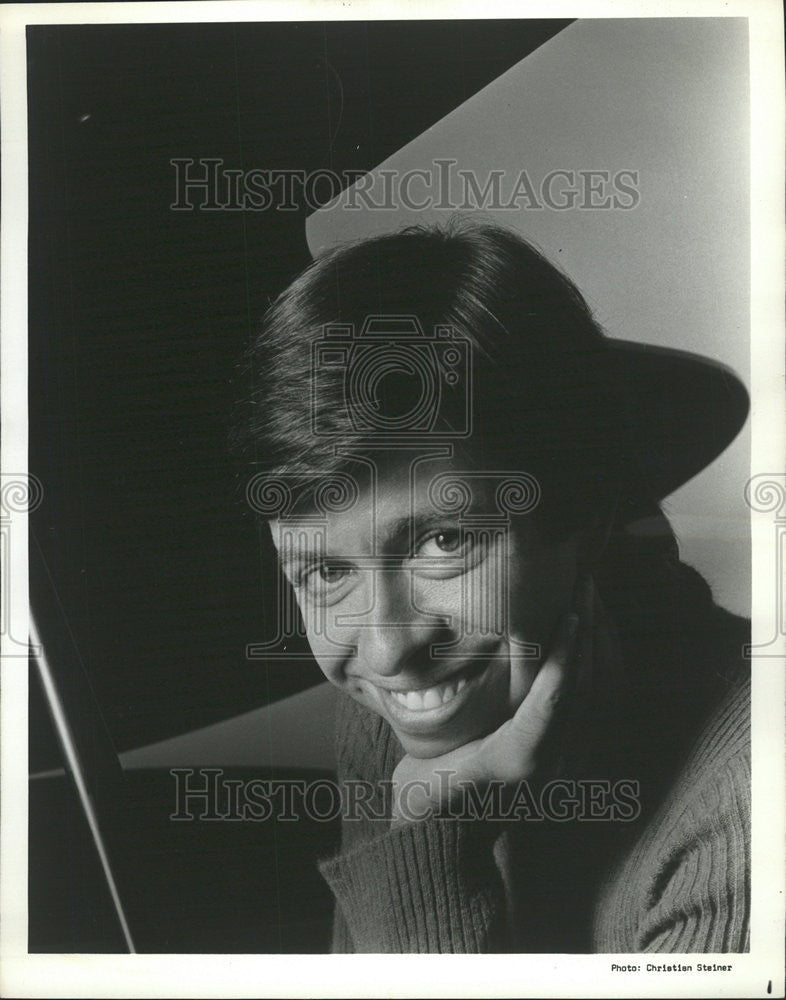 1976 Press Photo Francisco Aybar pianist - Historic Images