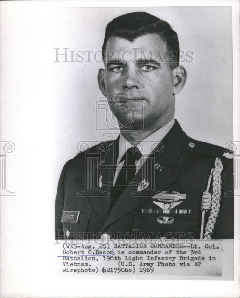 1969 Press Photo Battalion Commander Robert Bacon  Brigade - Historic Images