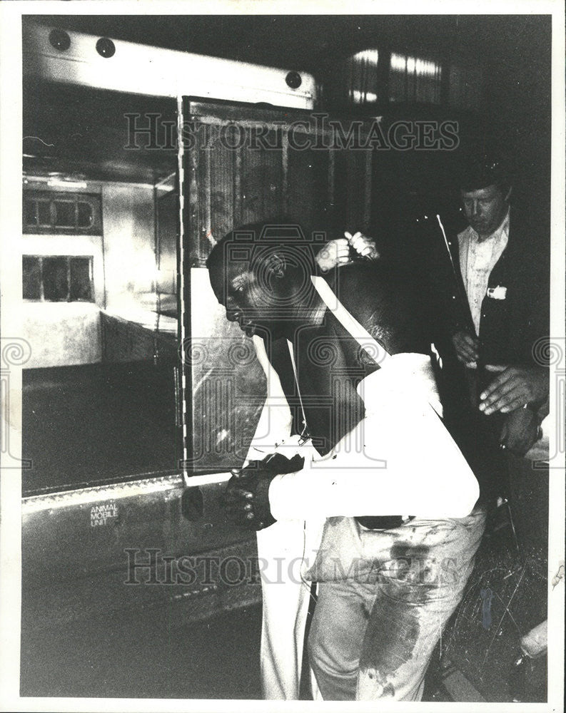 1960 Press Photo EZEKIEL BAKER GUNSMITH LONDON - Historic Images