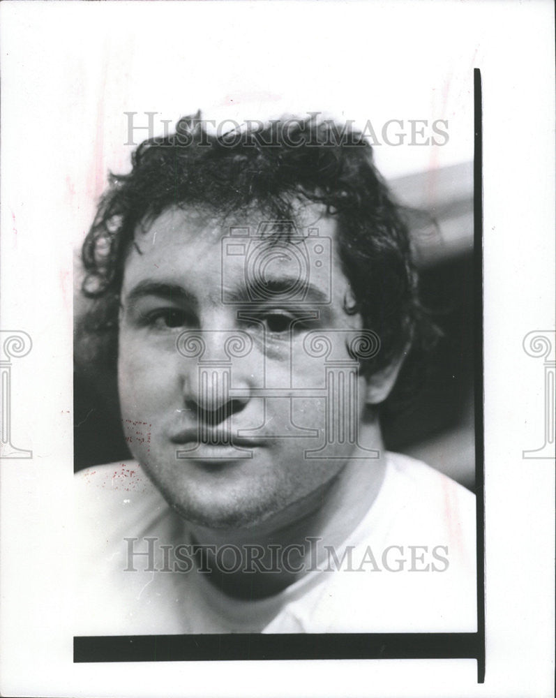 1977 Press Photo Dennis Polonich professional ice hockey center - Historic Images