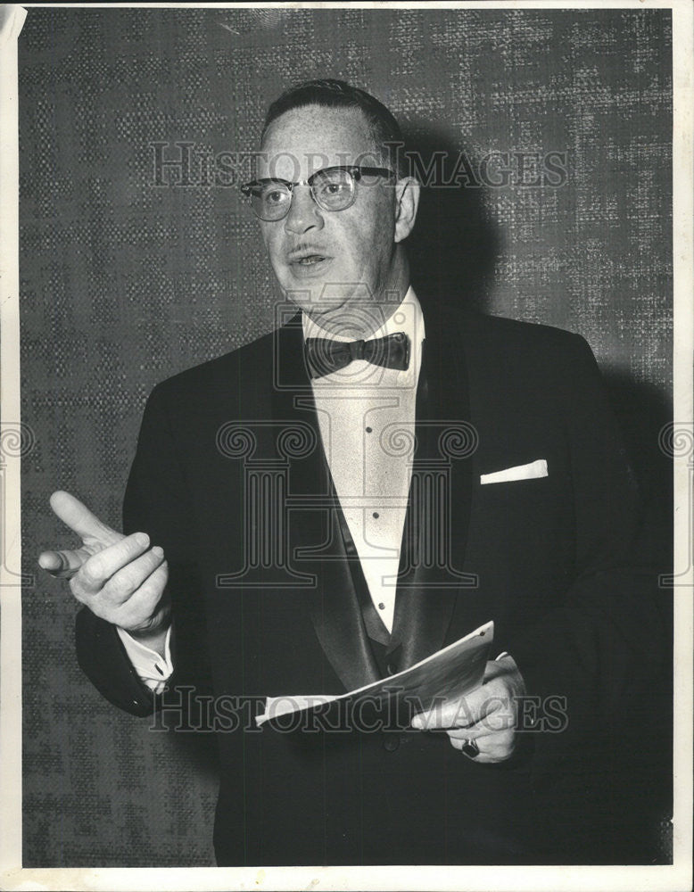 1963 Press Photo Illinois Savings And Loan Association President Archibald Carey - Historic Images