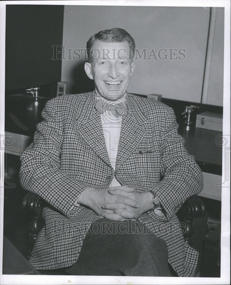 1957 Press Photo Dr. Axel Anderson Head of the Department of Oral and Maxillofac - Historic Images