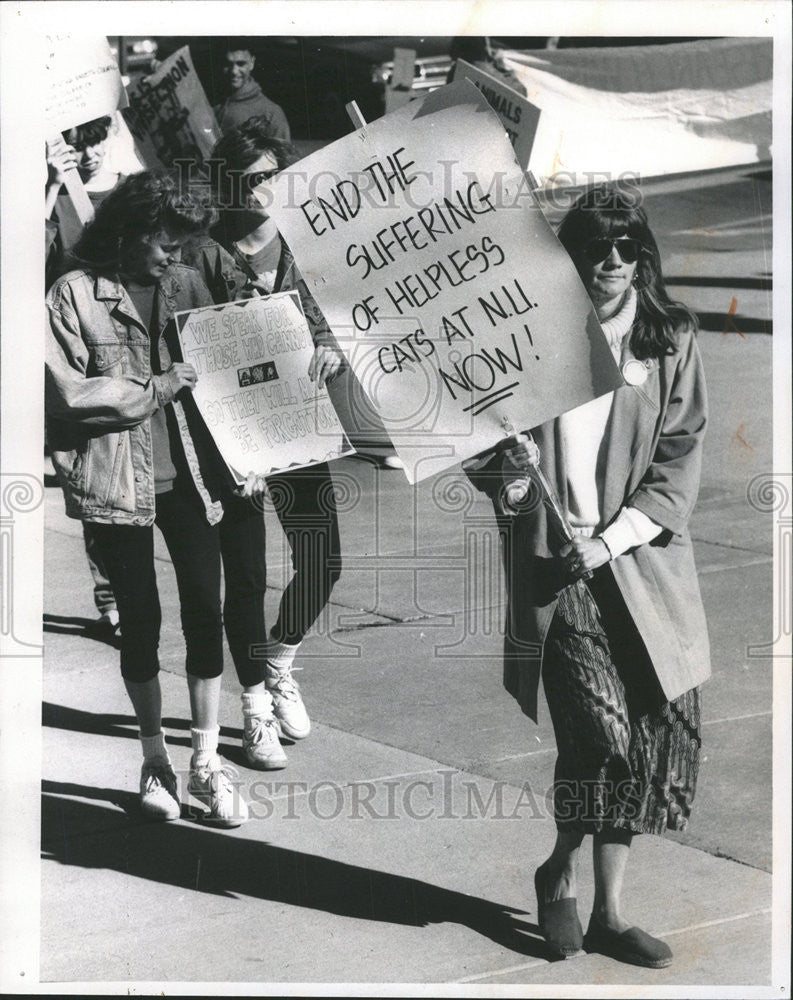 1989 Press Photo Diana Ball Ethical Research Northwestern University - Historic Images