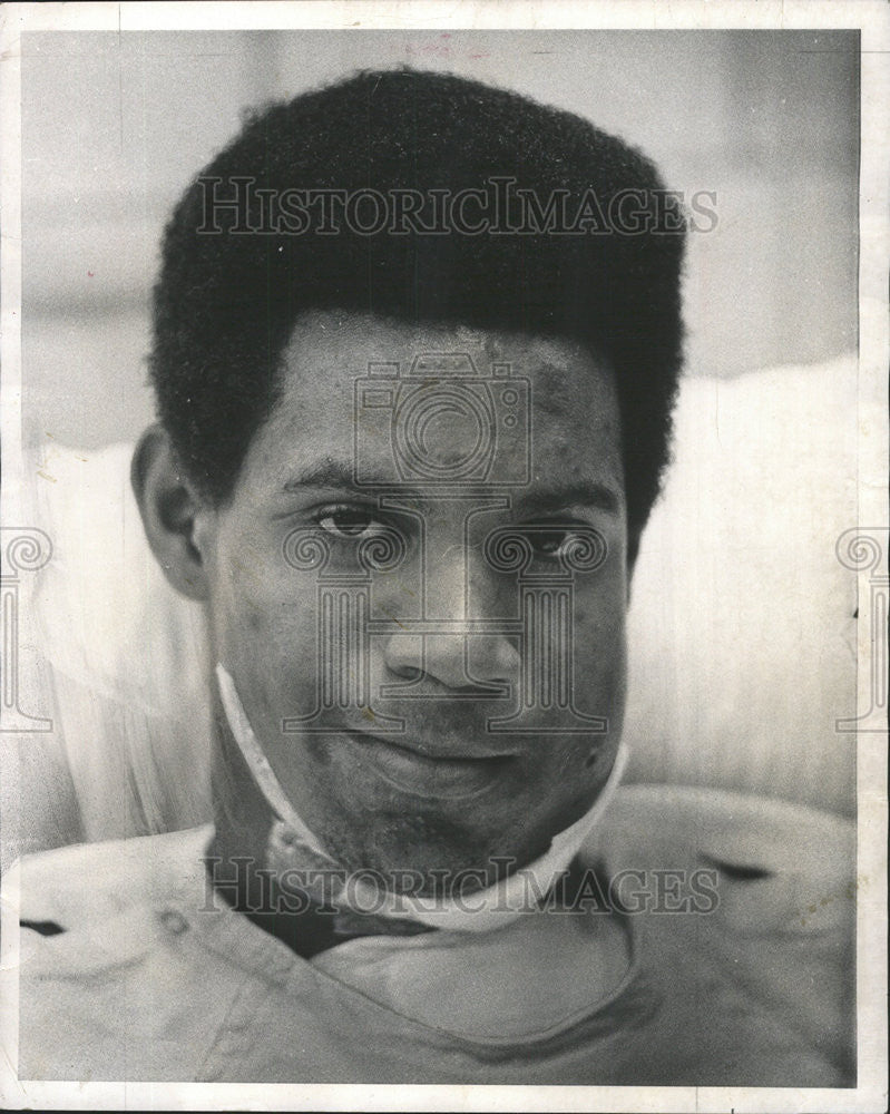 1973 Press Photo Charles Banks, Shot In Mouth By Barber - Historic Images