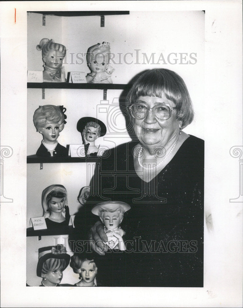 1989 Press Photo GRACE BAIR COLLECTION VASES - Historic Images